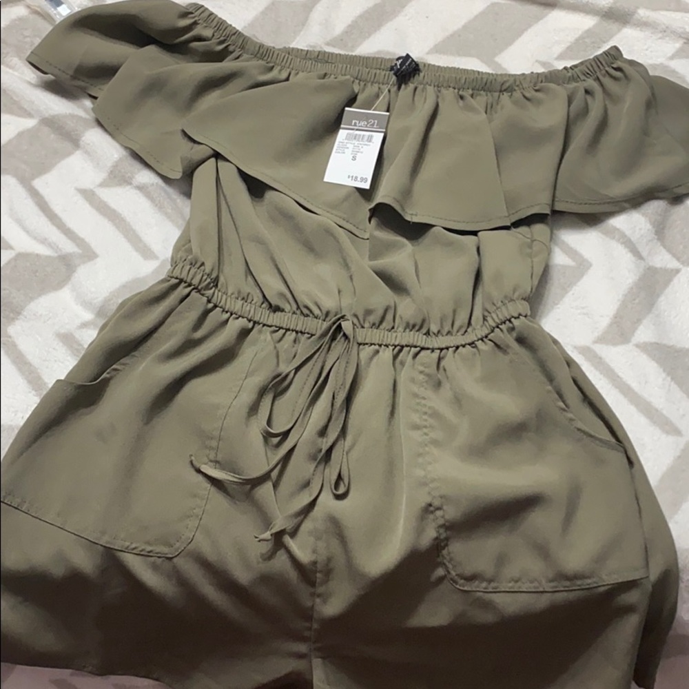 Olive green off the shoulder romper with pockets
